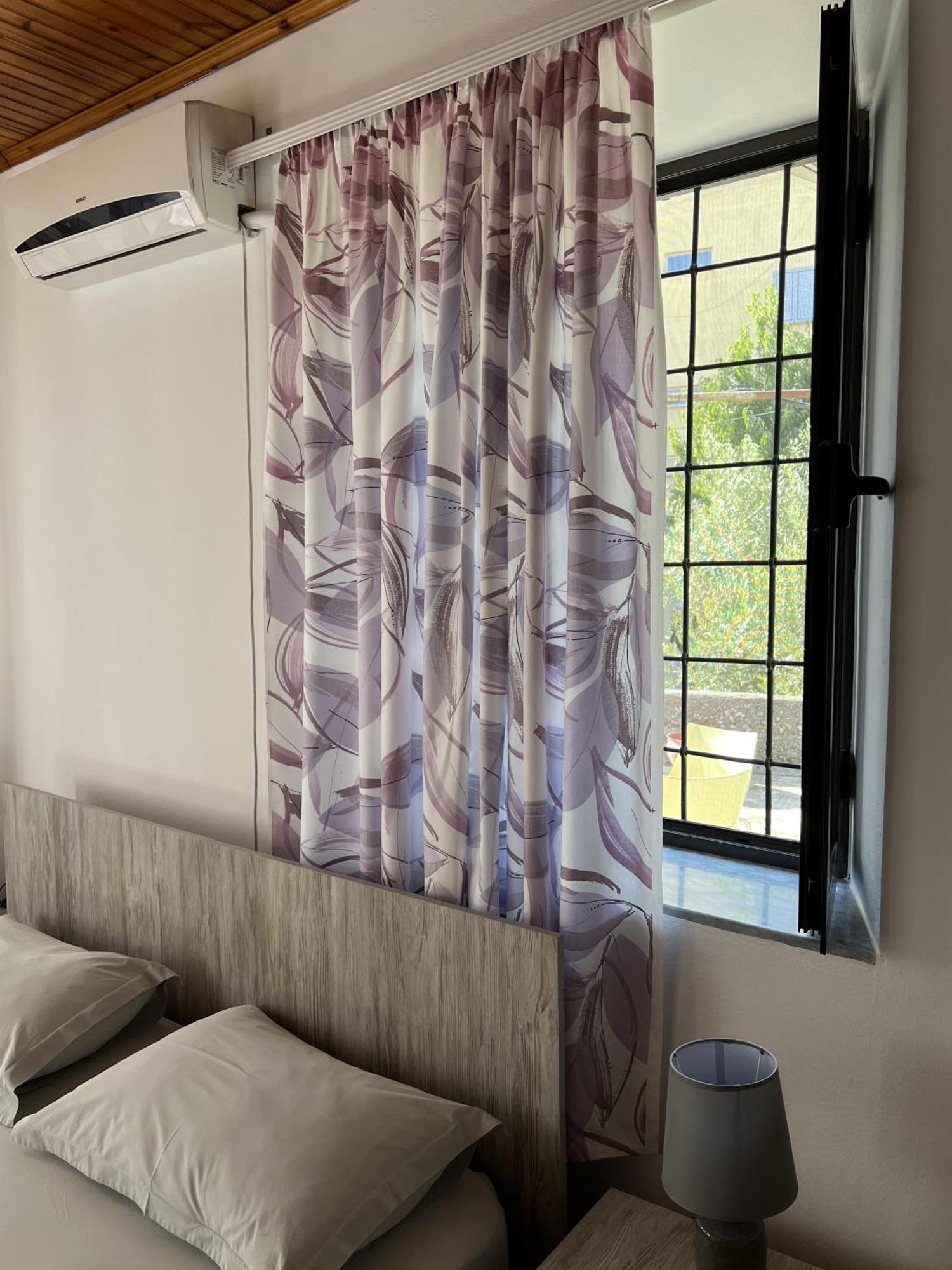 Onetwosleep Guesthouse Shkodër Esterno foto