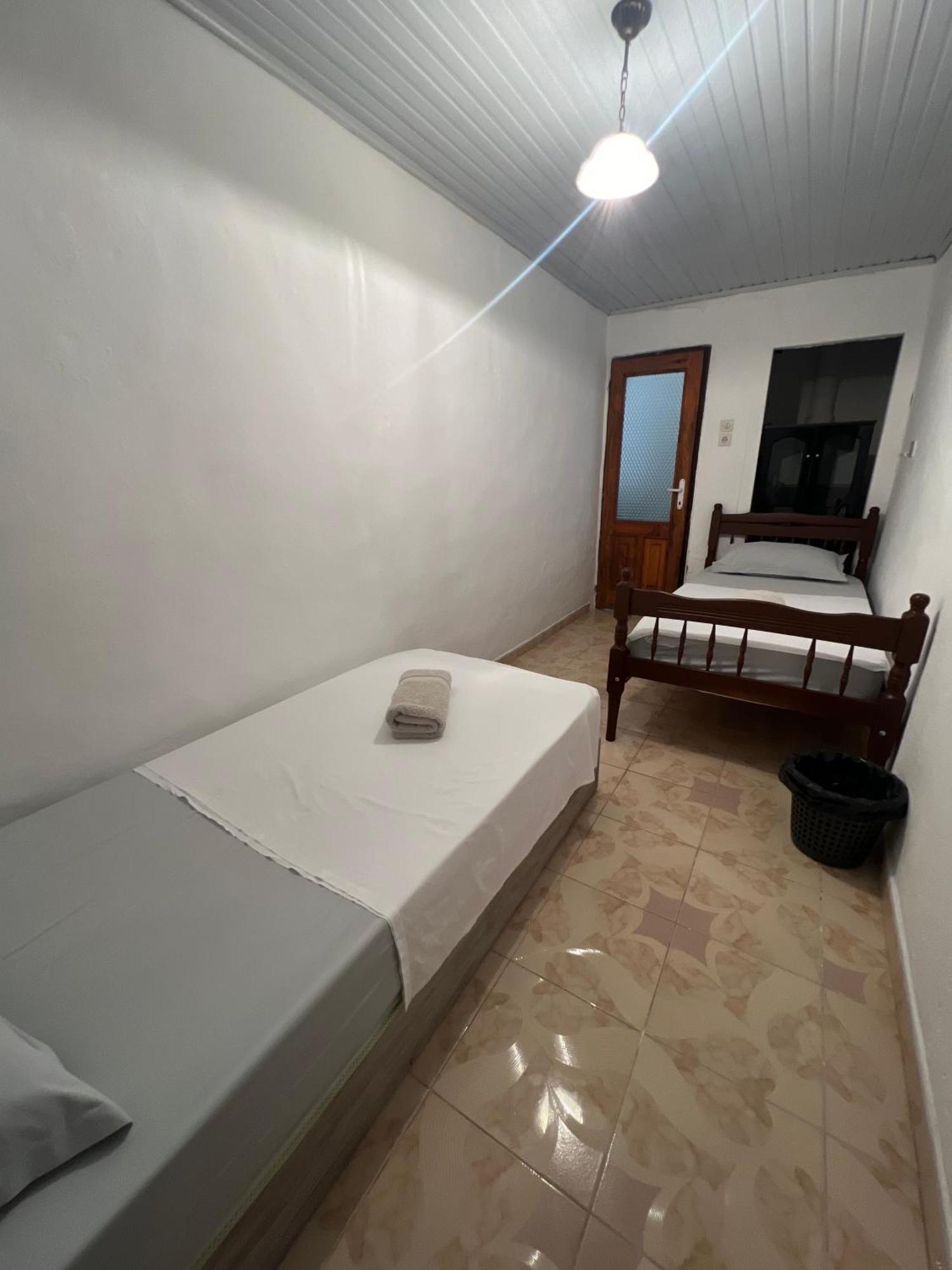 Onetwosleep Guesthouse Shkodër Esterno foto
